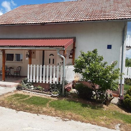 Rooms Luka Seliste Dreznicko Exterior photo